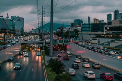 découvrez l'importance de l'infrastructure numérique dans le monde moderne. optimisez vos opérations grâce à des solutions technologiques avancées qui garantissent une connectivité, une sécurité et une efficacité inégalées pour votre entreprise.