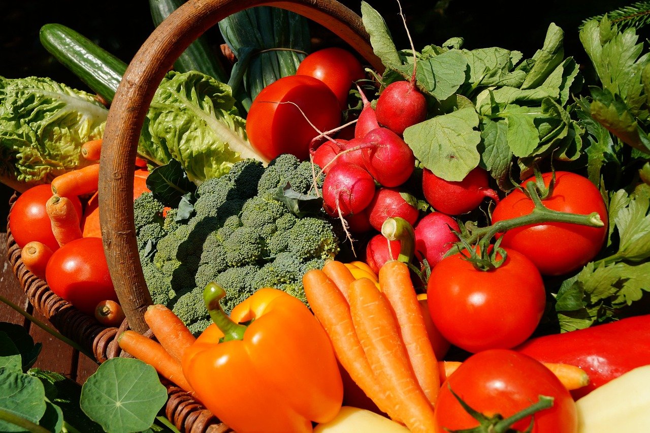 découvrez les marchés de producteurs, où fraîcheur et authenticité se rencontrent. explorez une variété de produits locaux, fruits et légumes de saison, artisanat et bien plus encore, tout en soutenant nos agriculteurs. une expérience unique pour les amateurs de circuits courts !