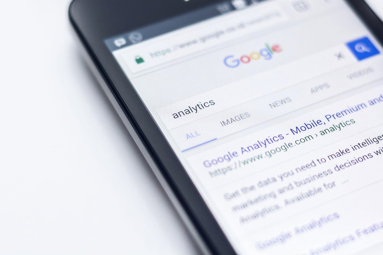 découvrez google maps, l'outil incontournable pour naviguer et explorer le monde. accédez à des cartes précises, trouvez des itinéraires, et découvrez des lieux d'intérêt près de chez vous. que ce soit pour planifier un voyage ou pour vos déplacements quotidiens, google maps vous accompagne à chaque étape.