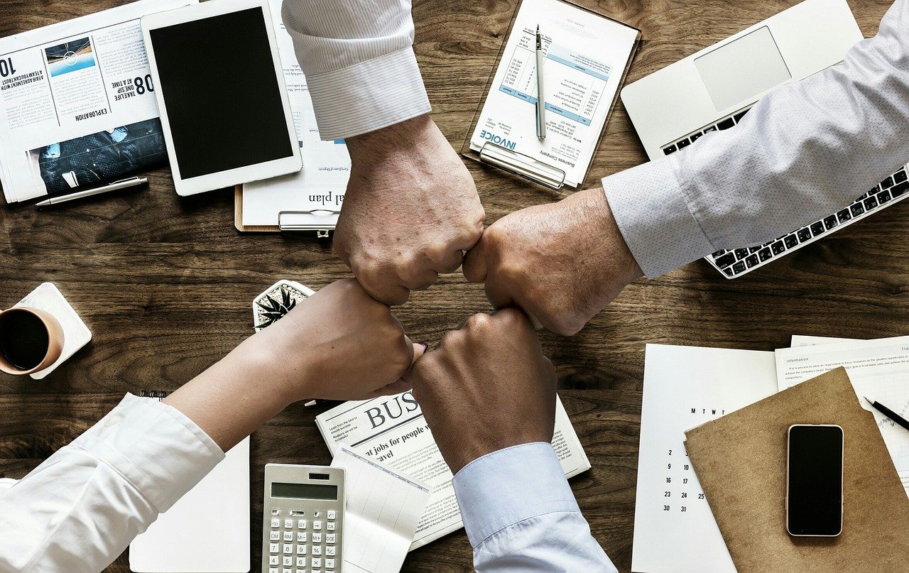 découvrez comment transformer votre entreprise en un modèle durable avec des pratiques éco-responsables. explorez les défis et les opportunités du green business pour un avenir plus vert.