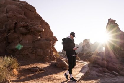découvrez les plaisirs de la randonnée avec nos conseils, itinéraires et astuces pour explorer la nature et profiter des paysages incroyables. que vous soyez débutant ou randonneur expérimenté, trouvez l'inspiration pour vos prochaines aventures en plein air.
