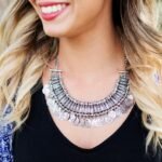 découvrez nos ateliers de bijouterie où créateurs et passionnés se réunissent pour apprendre, créer et personnaliser des bijoux uniques. rejoignez-nous pour exprimer votre créativité dans un cadre inspirant et convivial.