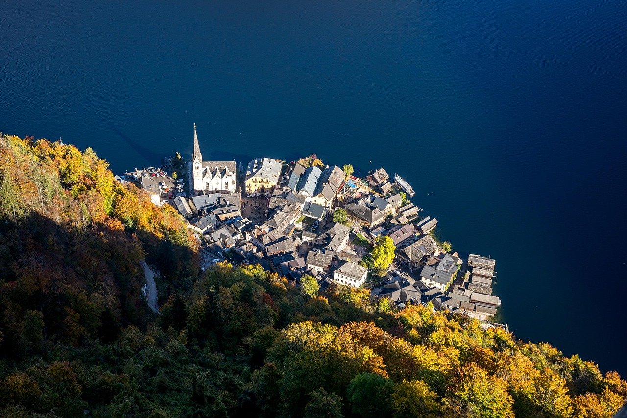 découvrez le lac lauvetil, un écrin de nature préservée où la tranquillité des eaux cristallines se mêle à des paysages à couper le souffle. parfait pour les amateurs de randonnée, de pêche et d'évasion, ce lieu enchanteur promet des moments inoubliables au cœur de la nature.