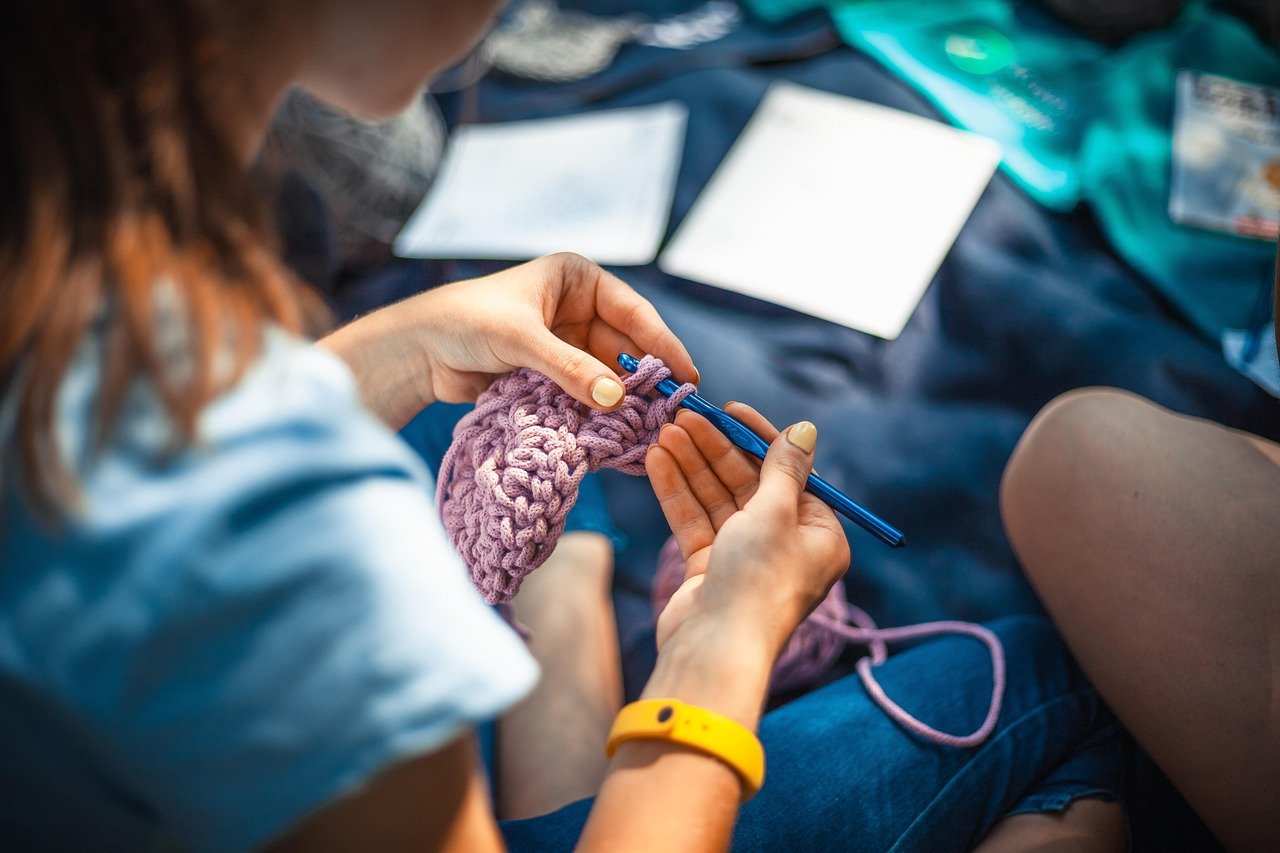 découvrez l'univers fascinant de l'artisanat local, où la créativité et le savoir-faire se rencontrent. explorez une variété de créations uniques, réalisées avec passion par des artisans talentueux, et soutenez l'économie locale en vous offrant ou en offrant des pièces authentiques.