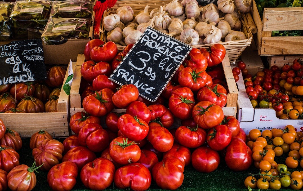 découvrez les stratégies essentielles du référencement local pour améliorer votre visibilité en ligne et attirer davantage de clients dans votre région. apprenez à optimiser votre présence sur google my business et à utiliser des techniques adaptées pour augmenter votre trafic local.