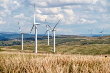 découvrez les énergies renouvelables, une solution durable pour un avenir énergétique propre et respectueux de l'environnement. apprenez comment ces ressources comme le solaire, l'éolien et l'hydraulique peuvent réduire votre empreinte carbone et favoriser une économie verte.