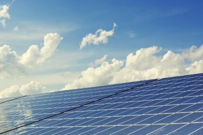 découvrez les avantages de l'énergie renouvelable : sources durables, impact environnemental réduit et solutions innovantes pour un avenir plus vert. explorez comment vous pouvez contribuer à la transition énergétique.