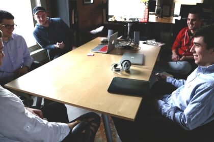 découvrez le monde fascinant des startups : innovations, défis et réussites des entrepreneurs visionnaires qui transforment l'économie. rejoignez notre communauté pour explorer les dernières tendances, conseils pratiques et histoires inspirantes.